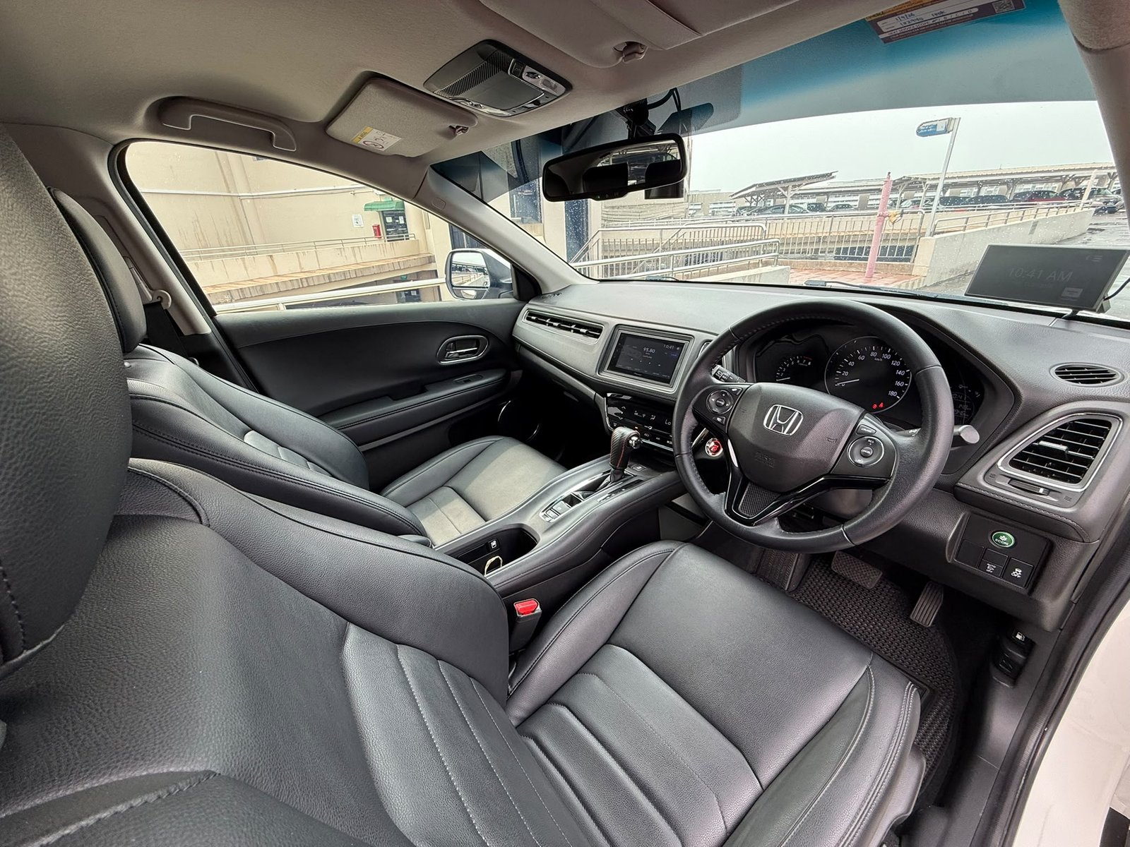 Honda Vezel 1.5 X photo 7